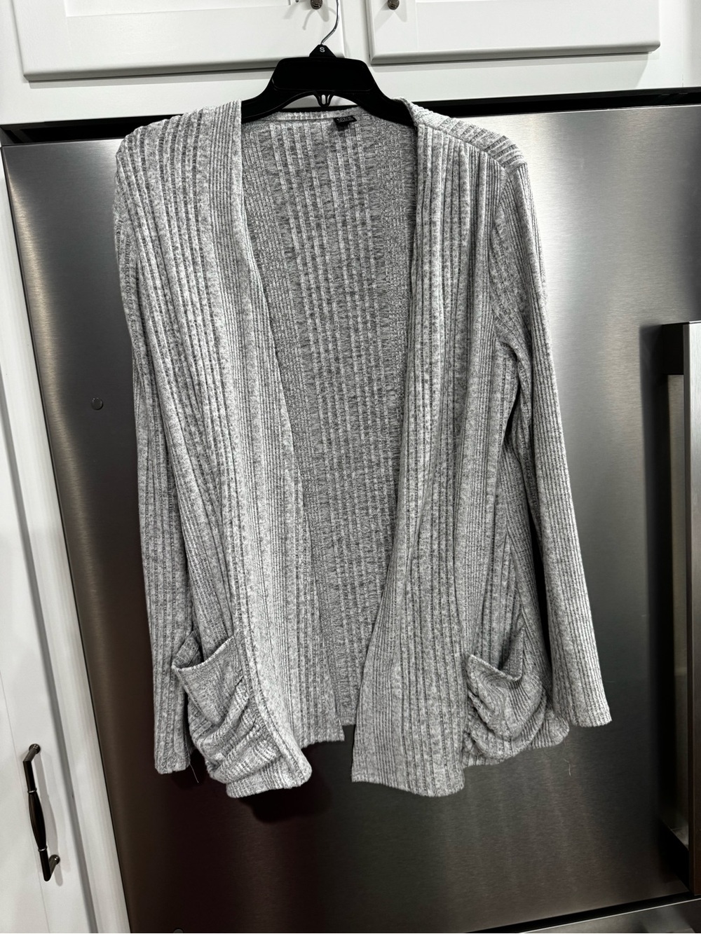 SHEIN Light Gray Ribbed Open-Front Cardigan with Pockets